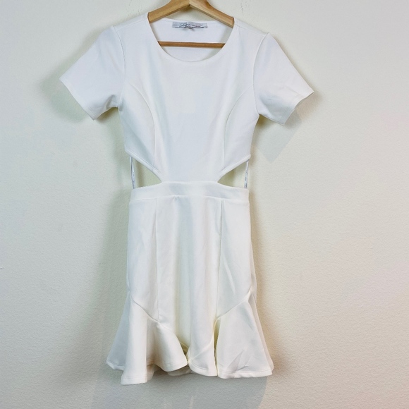 Lovers + Friends Eternal Ruffle Mini Flounce Dress - Picture 3 of 8